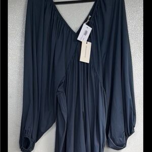 Elegant Navy Blue V-Neck Dress